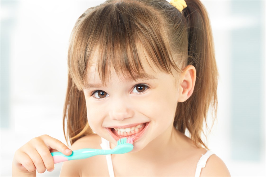العناية بالاسنان اللبنية عند الاطفال